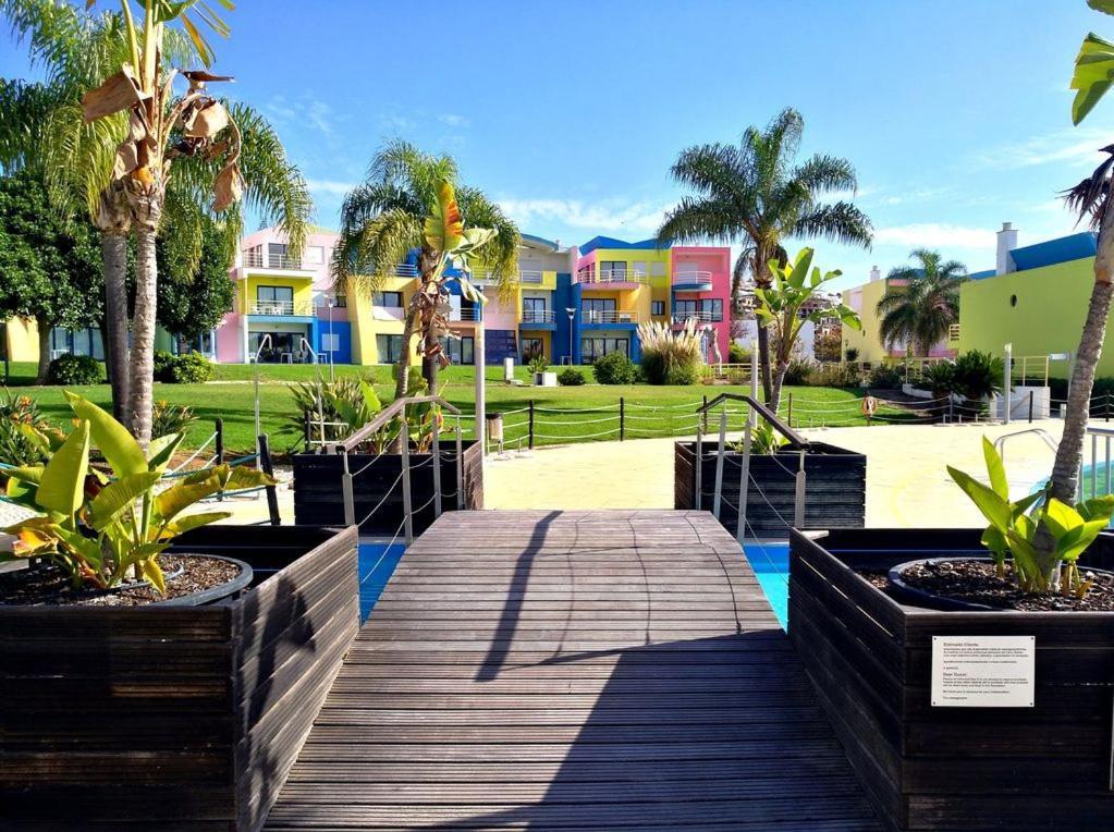 Marina De Albufeira Orada Resort - 2-Bed Apartment With Huge Pool المظهر الخارجي الصورة