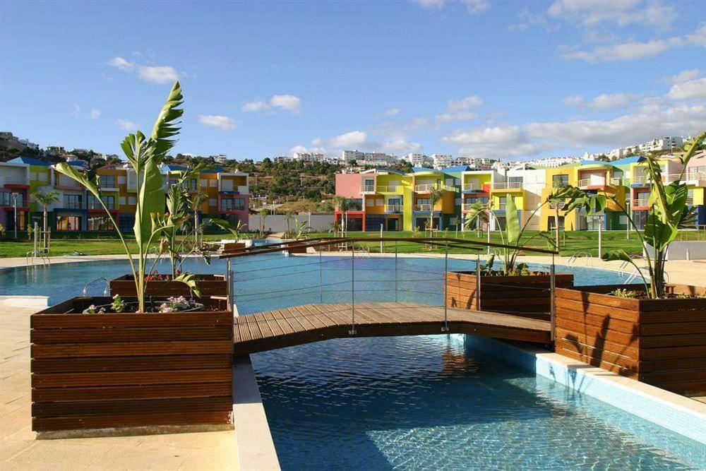 Marina De Albufeira Orada Resort - 2-Bed Apartment With Huge Pool المظهر الخارجي الصورة