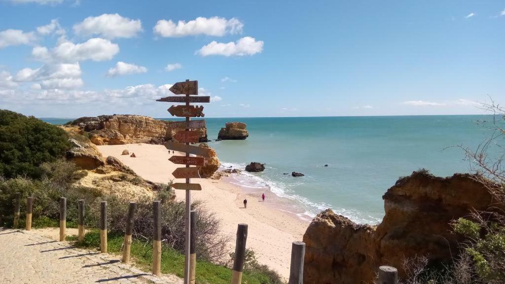 Marina De Albufeira Orada Resort - 2-Bed Apartment With Huge Pool المظهر الخارجي الصورة